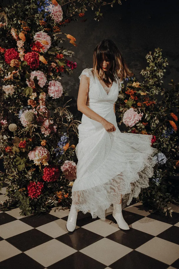 une mariée dansant Temps des Fleurs